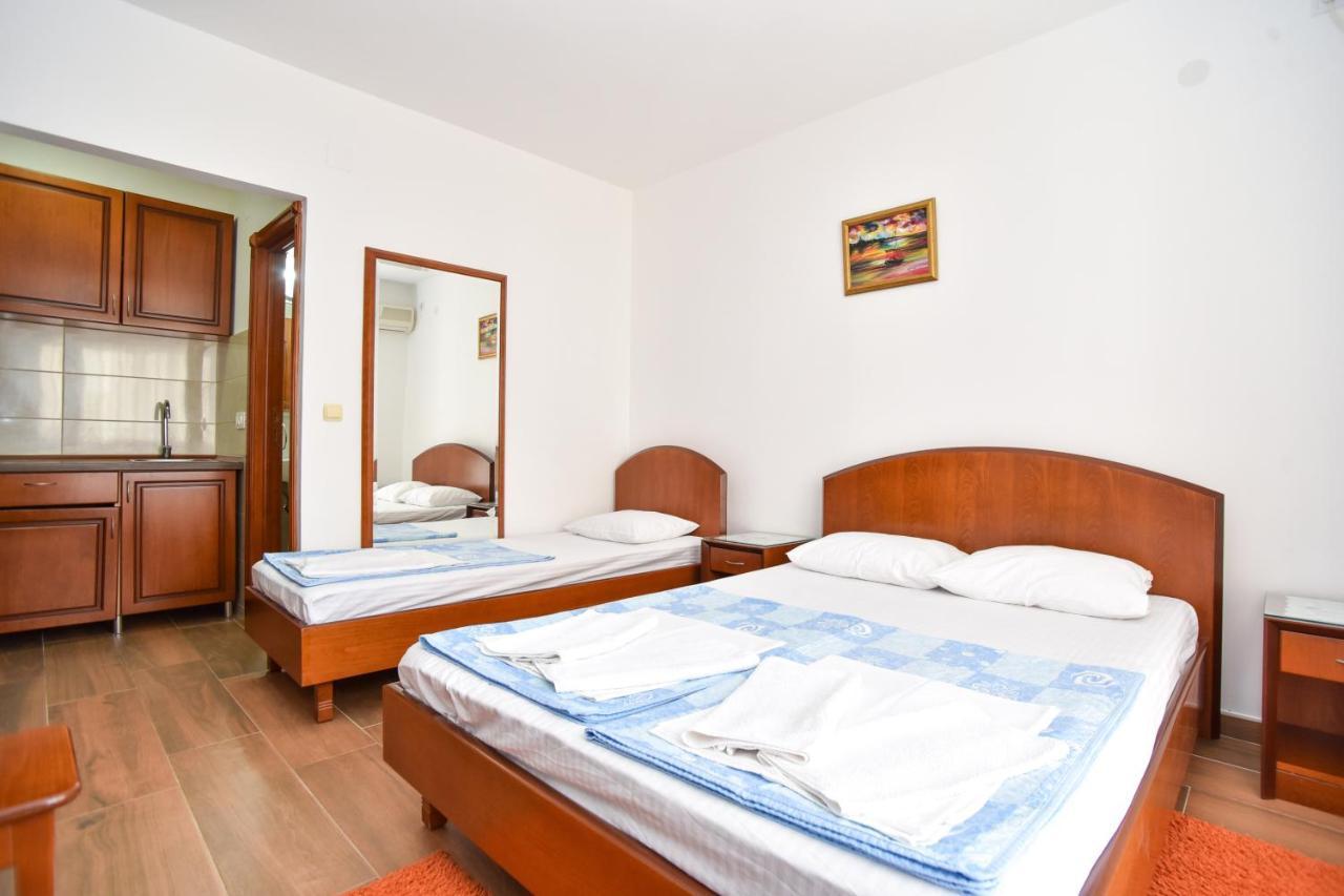 Apartment Idila Budva