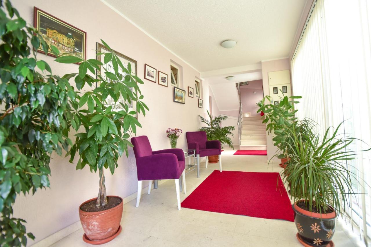 Apartment Idila